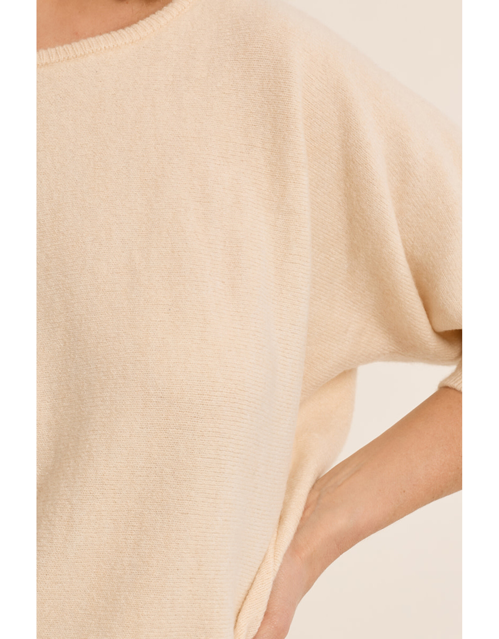 Molly Bracken Molly Bracken - 3/4 Sleeve Sweater with Open Back (Ivory)