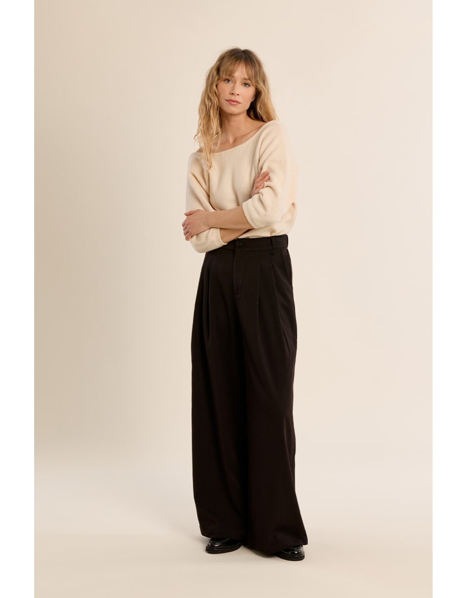 Molly Bracken Molly Bracken - 3/4 Sleeve Sweater with Open Back (Ivory)