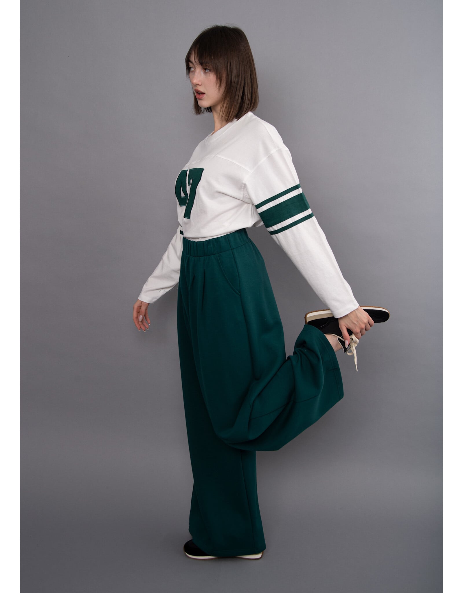 RD Style RD Style - Olympia Long Sleeve Top with Applique (Ecru Green)