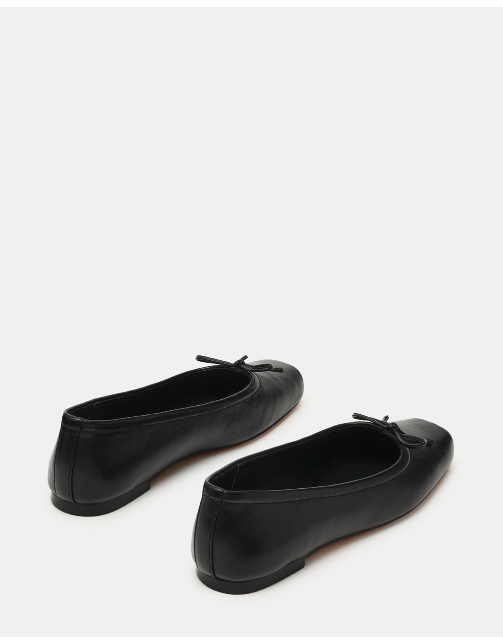 Steve Madden Steve Madden - Eleve Square Toe Ballet Flat (Black)
