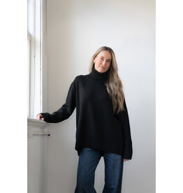 Echo Verde Echo Verde - The Dog Walker Sweater (Black)