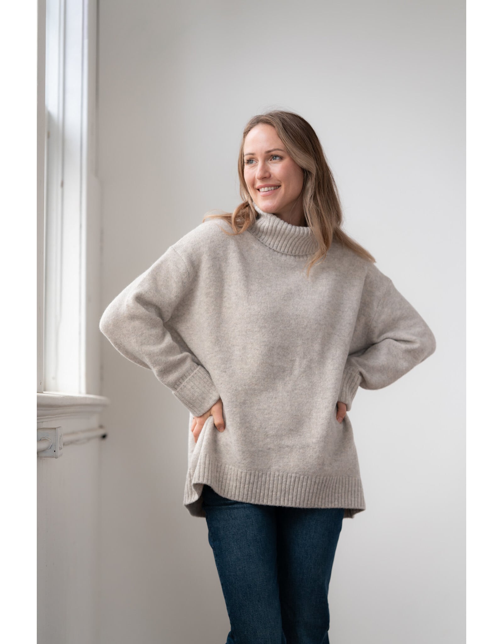 Echo Verde Echo Verde - The Dog Walker Sweater (Fawn)
