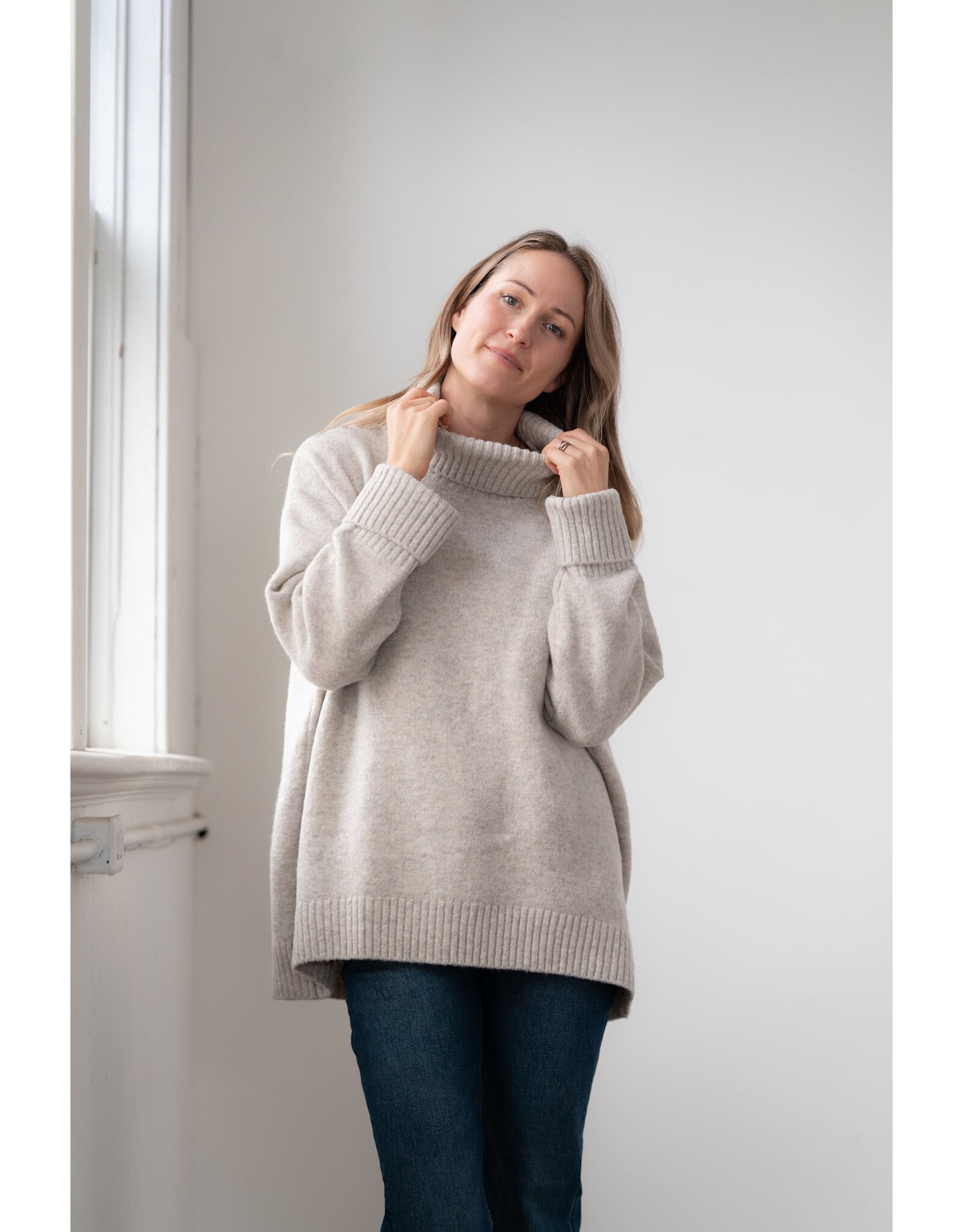 Echo Verde Echo Verde - The Dog Walker Sweater (Fawn)