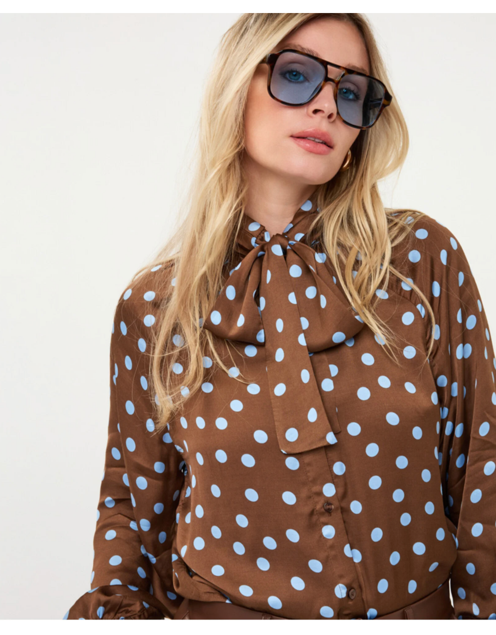 EsQualo EsQualo - Blouse scarf Polka Dot (Brown / Blue)