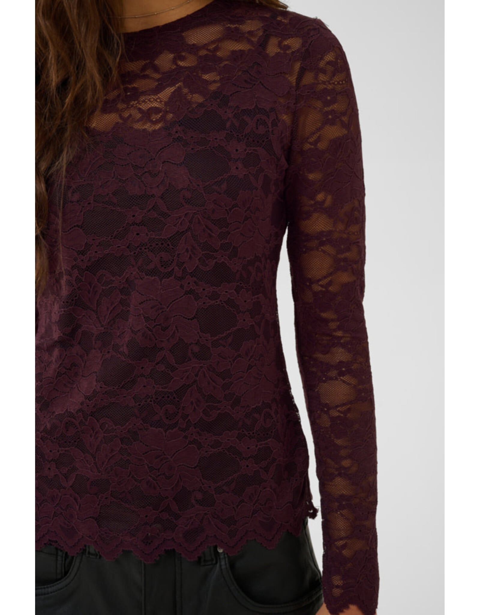 Cream Cream - Pitia Lace Top (Fudge)