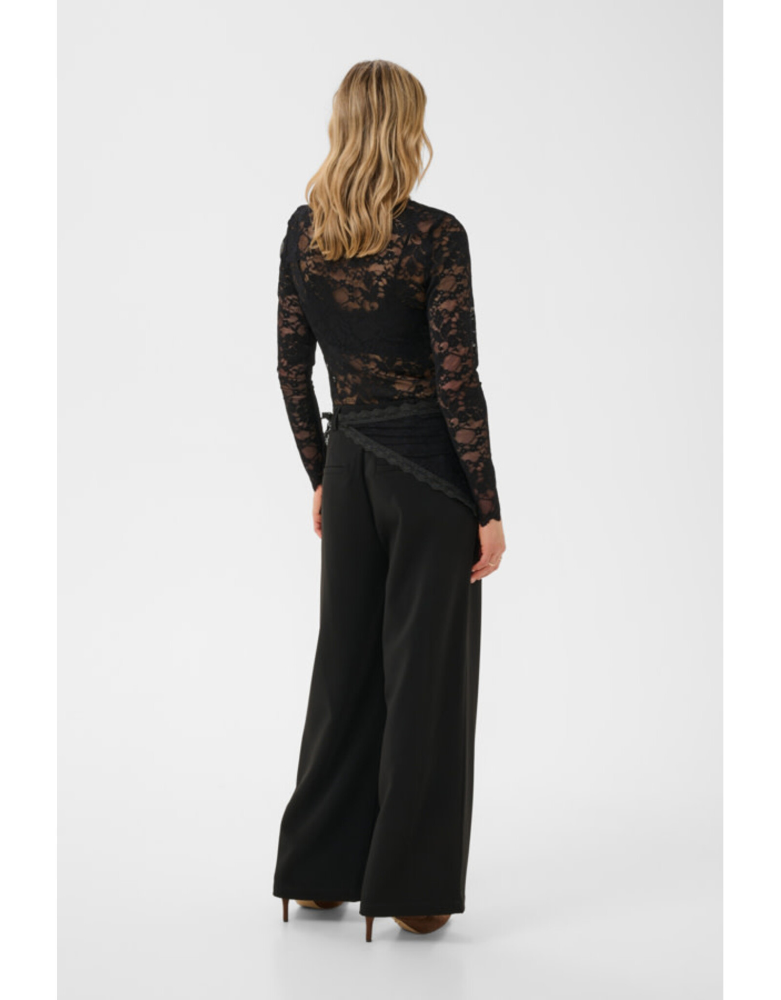 Cream Cream - Bine Lace Belt Pant (Pitch Black)