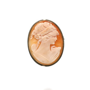 * Beautiful Vintage Cameo in 800 Silver Setting * Beautiful Vintage Cameo in 800 Silver Setting