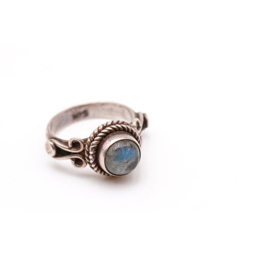 * Sterling Labradorite Ring Size 6