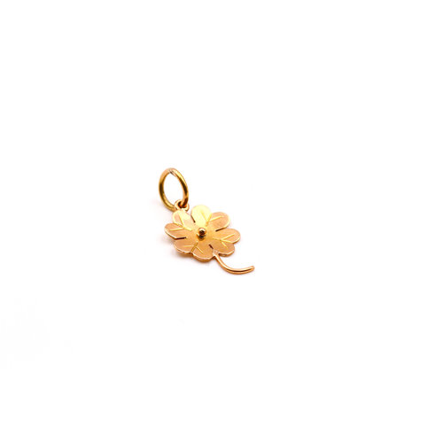 Treasures of Ojai 18K Gold 4 Leaf Clover Charm Treasures of Ojai 18K Gold 4 Leaf Clover Charm