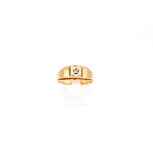 Vintage 10K Ring with Diamond Accent Ring Vintage 10K Ring with Diamond Accent Ring