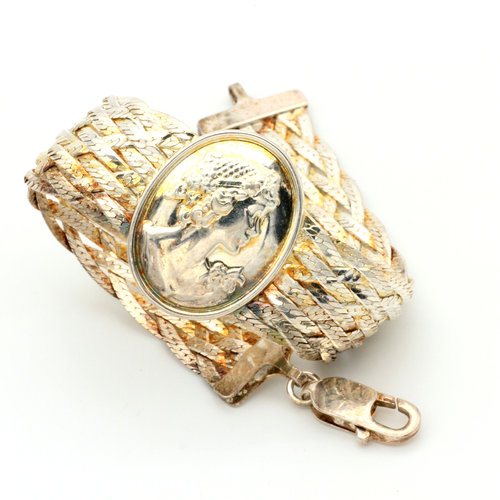 * Italian Sterling Cameo Chain Bracelet * Italian Sterling Cameo Chain Bracelet