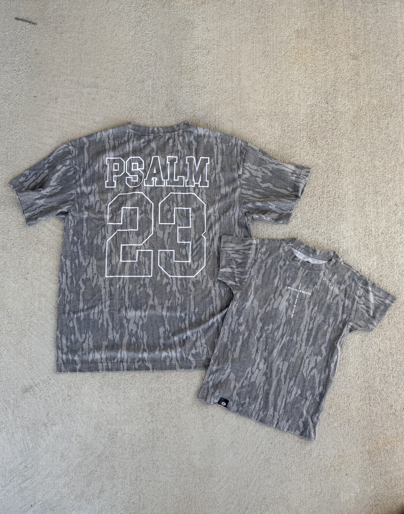 Dash Forward Wholesale Psalm 23 Verse Camo SS Graphic Tee