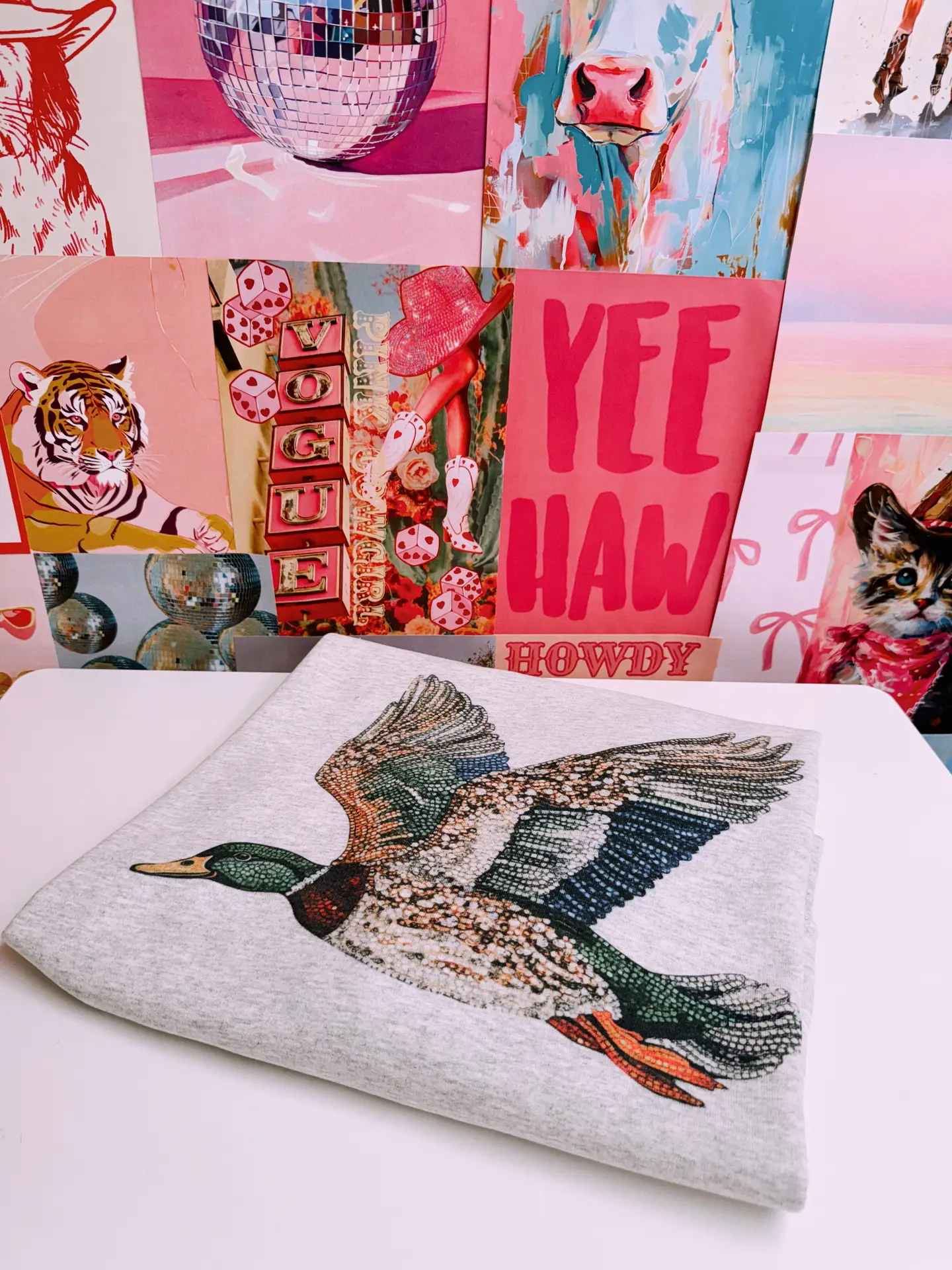 The Walking A The Bedazzled Duck Sweatshirt ||