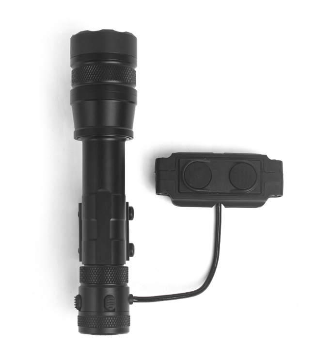 Tacical Full Length Flashlight with pressure (1300lm) Black