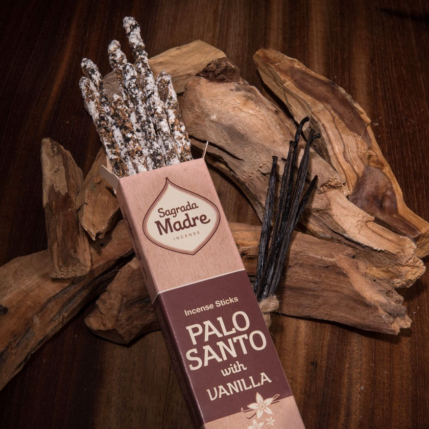 PALO SANTO & VANILLA Incense Sticks-2