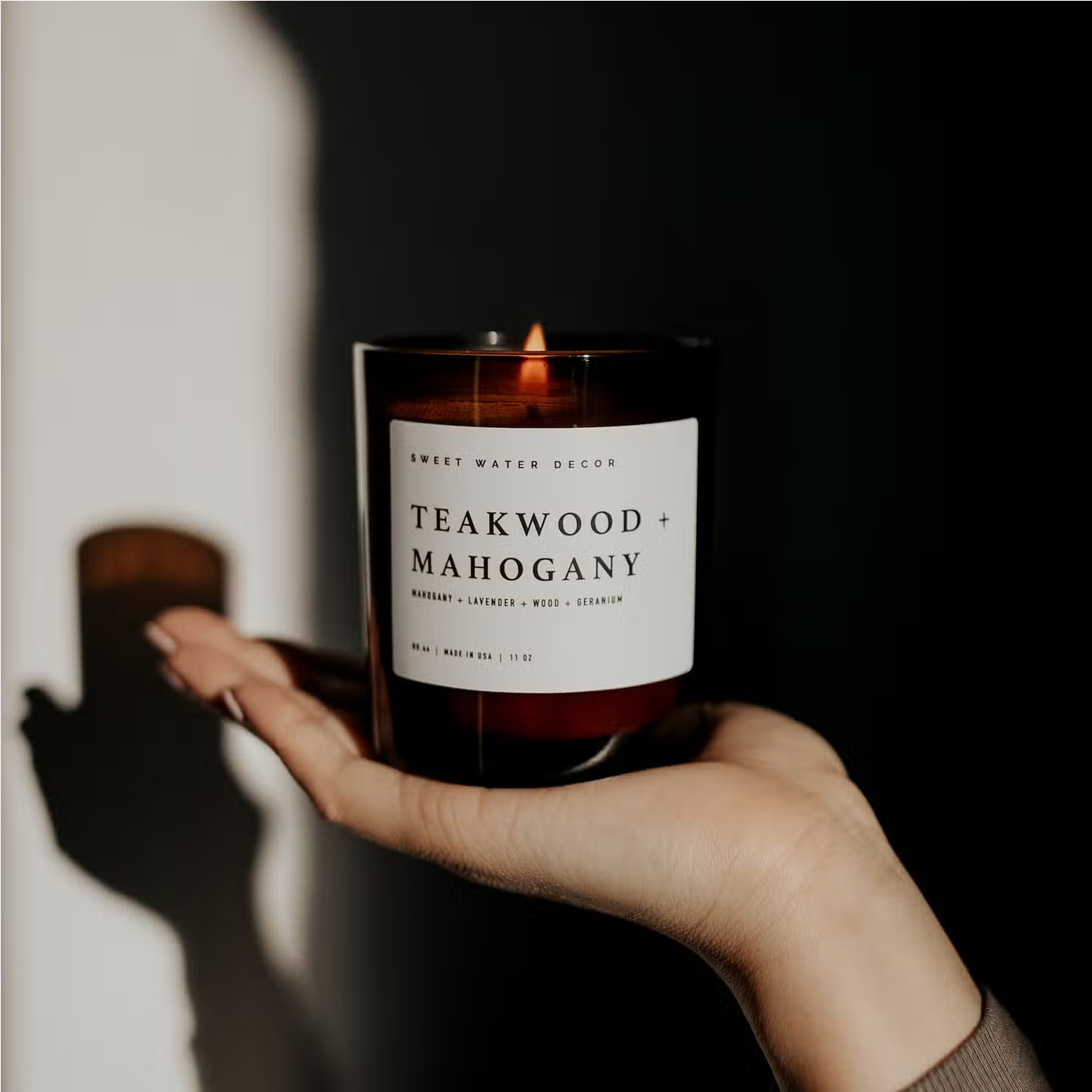 Candle | Teakwood Mahogany | 11ozber Glass Jar with Wood Top - 11oz - 50hr Burn Time - Soy Wax-1