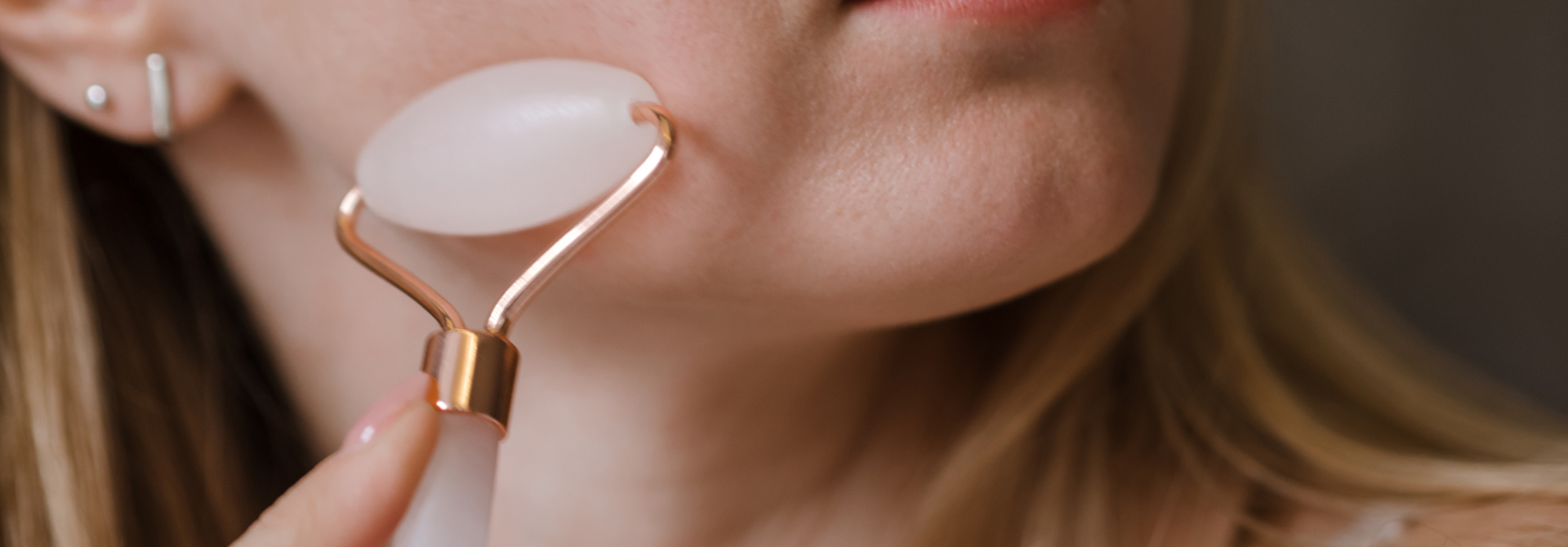 Crystal Face Rollers and How Do They Benefit