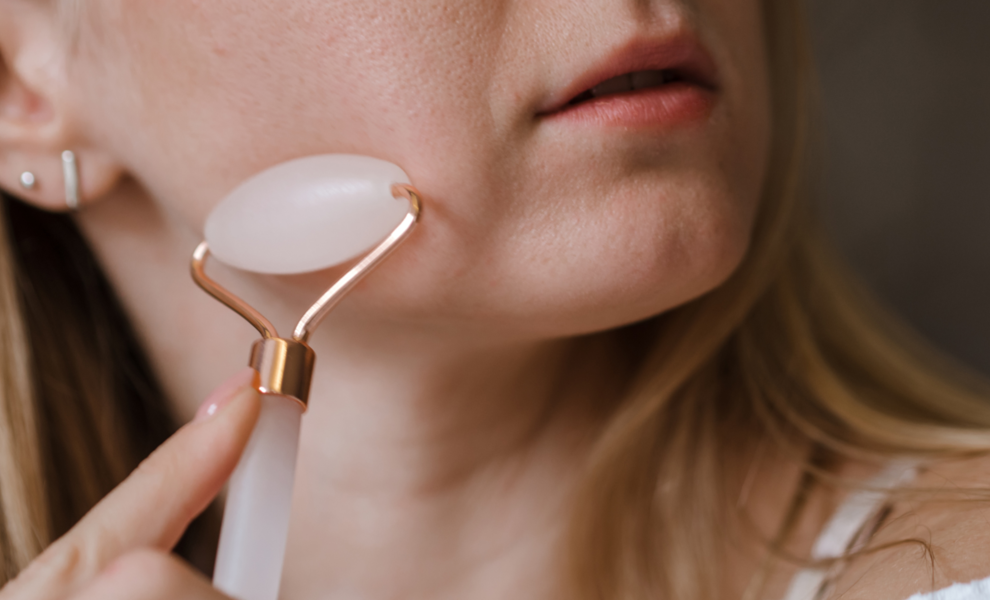 Crystal Face Rollers and How Do They Benefit