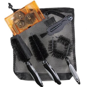 SUPER B CHAIN CLEANING MACHINE W/ BRUSH KIT