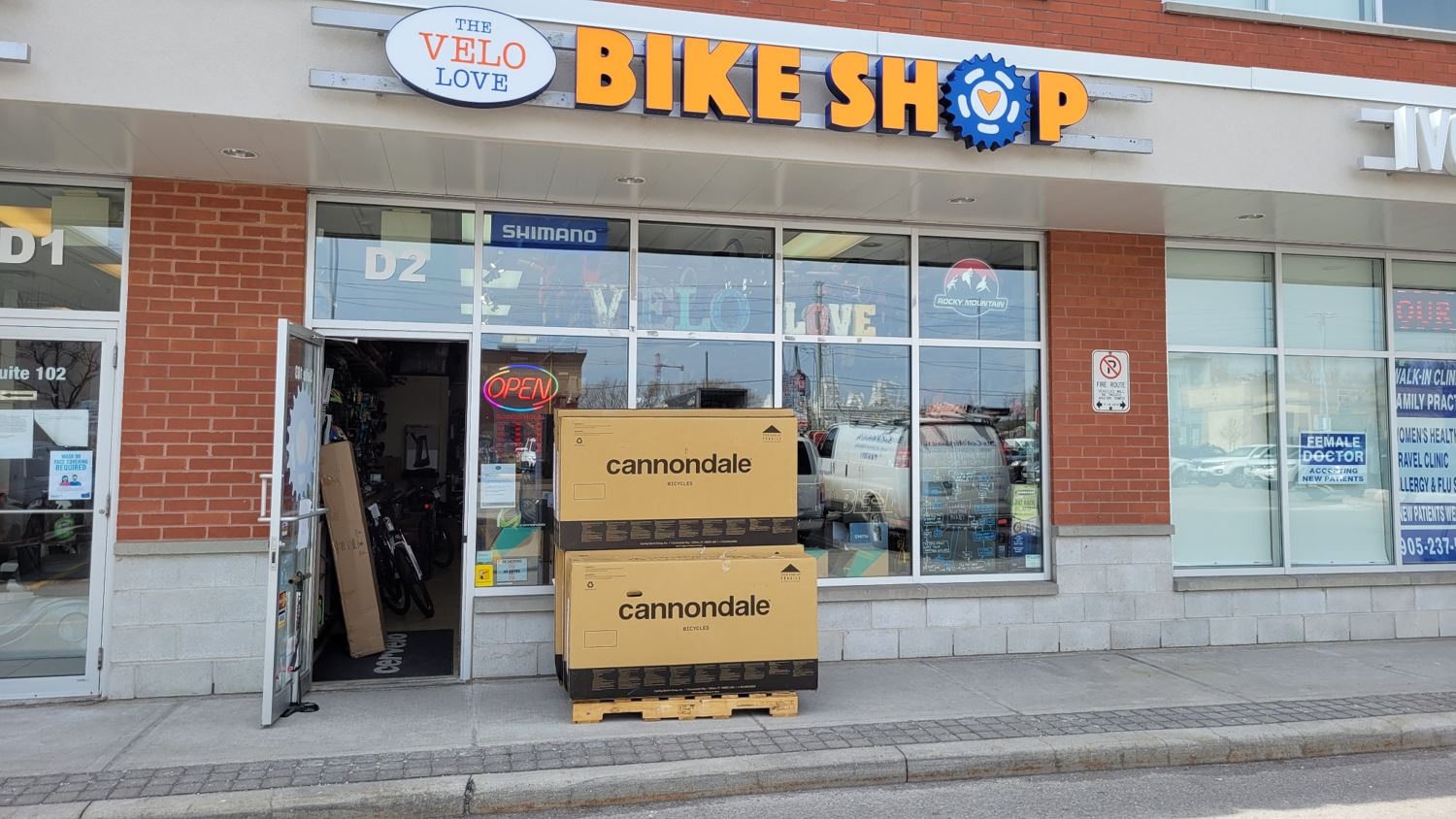 Former Velo Love Bike Shop storefront in Richmond Hill