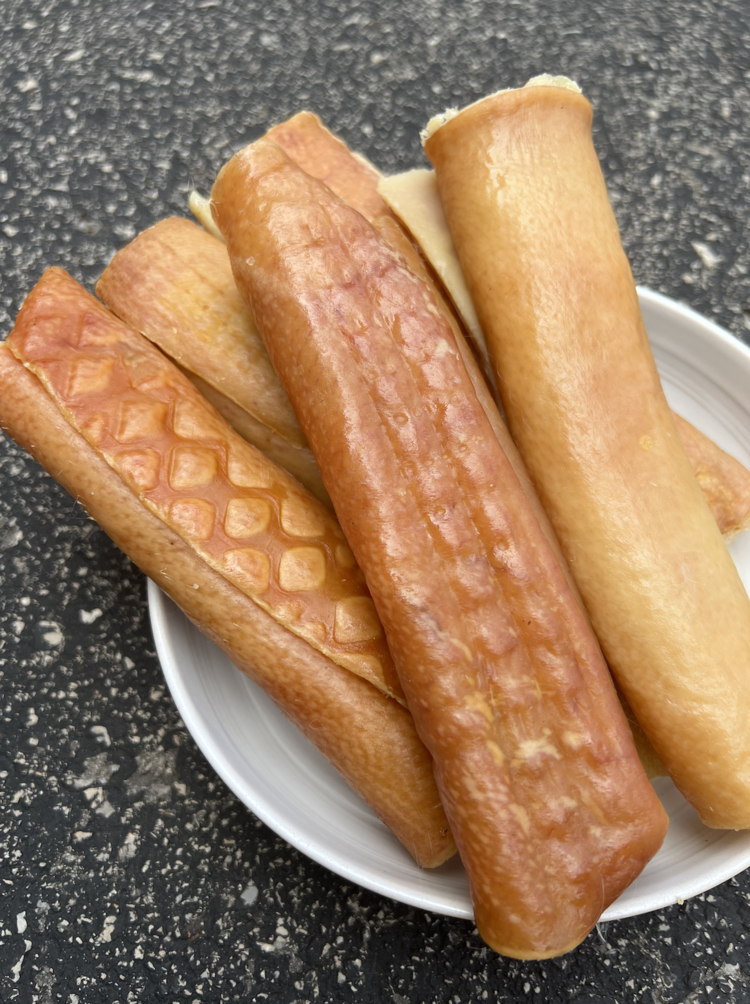 The Proper K9 Pig Skin Roll (1pc)