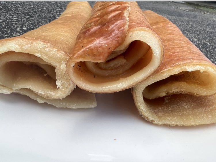 The Proper K9 Pig Skin Roll (1pc)