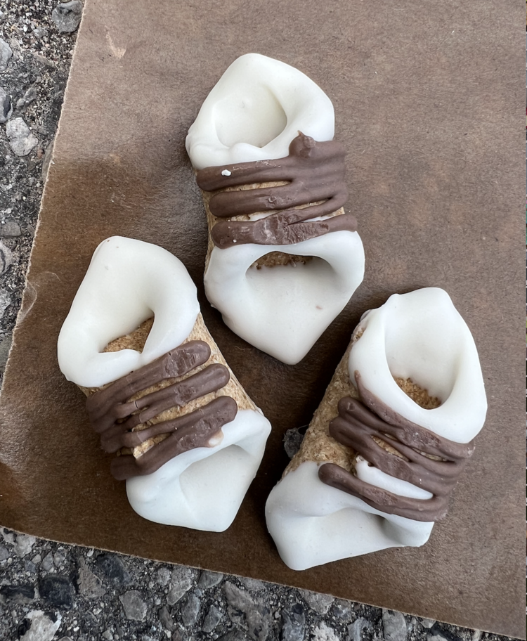 The Barkery The Barkery - Cannoli