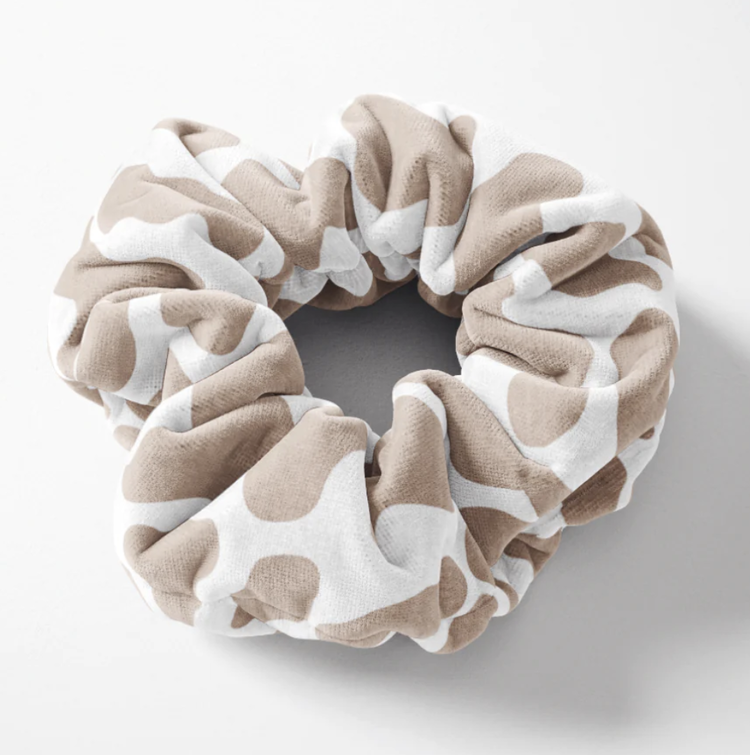 Coconut Lane Cocopup - Scrunchie - Nude Cow