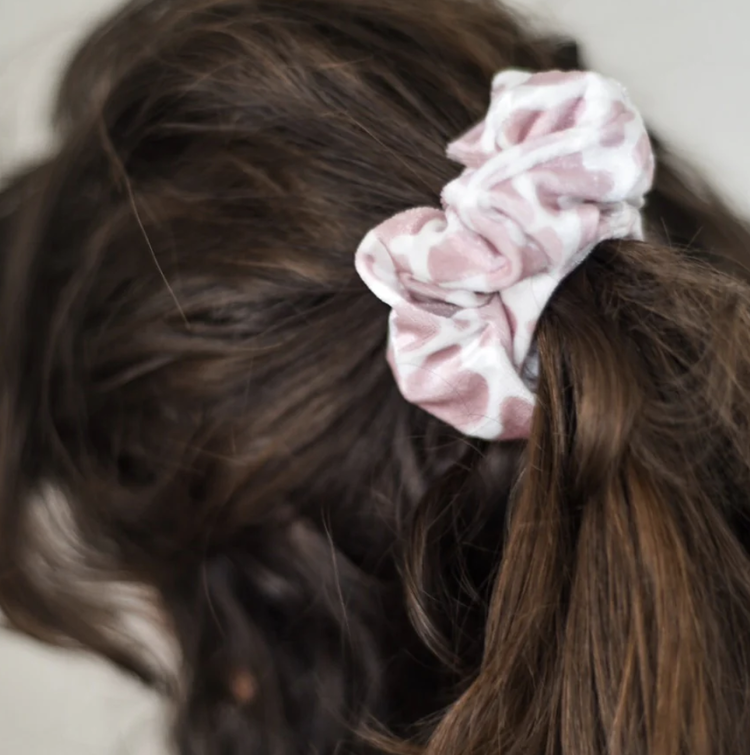 Coconut Lane Cocopup - Scrunchie - Nude Cow
