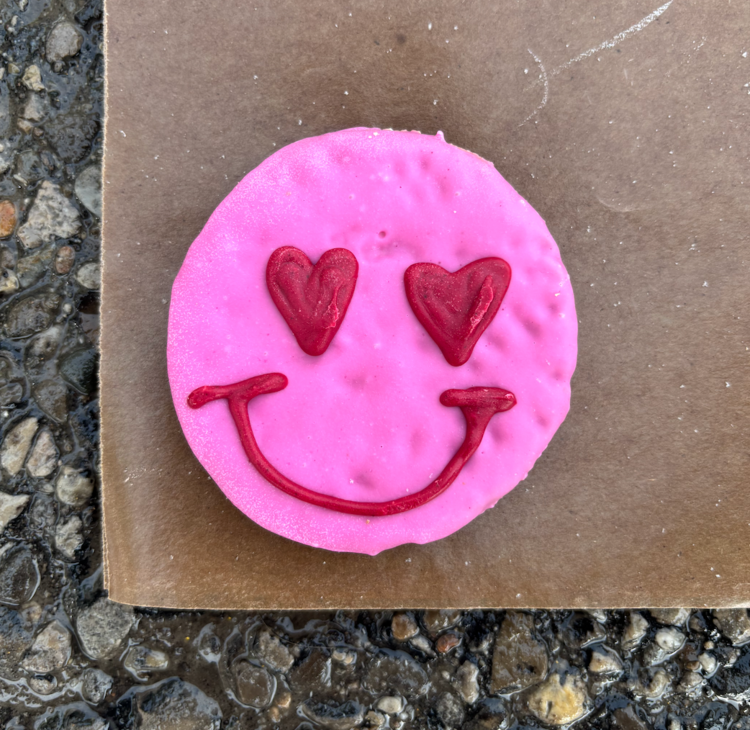 The Barkery The Barkery - Love Emoji