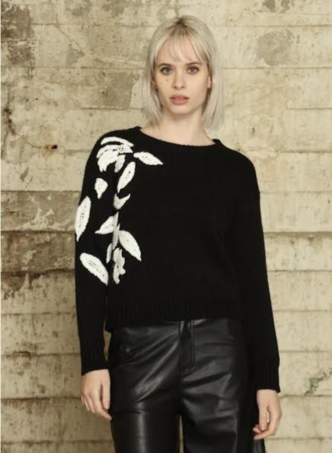 Zero Degrees Celsius- 3D Floral Sweater- Black/Ivory