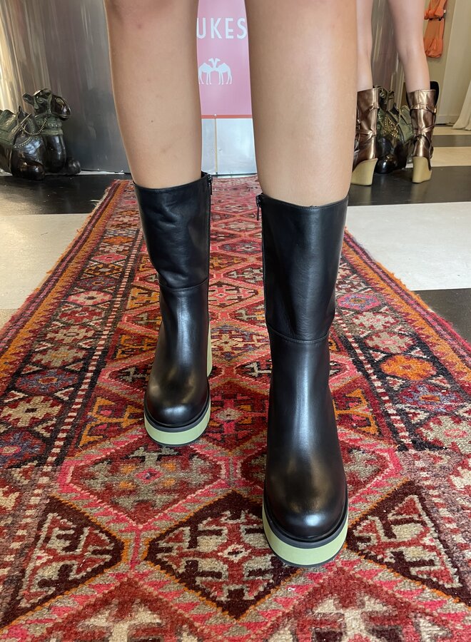 Paloma Barcelo- Brook- Black/Grass