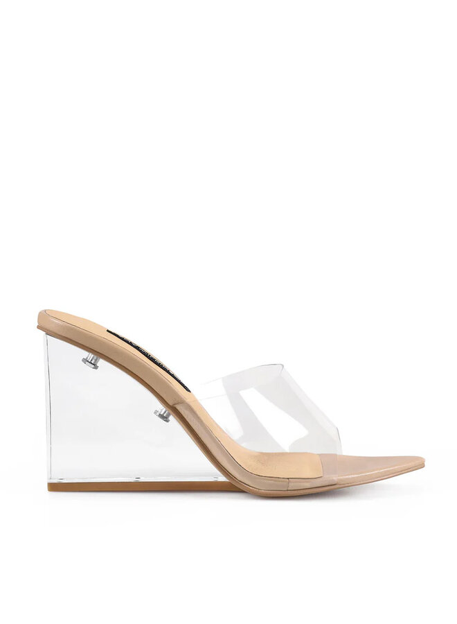 Lana Wilkinson- Suzy Beige