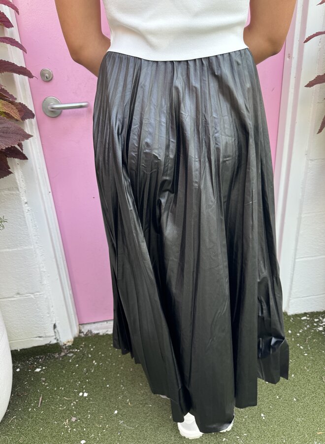 Loyd Ford- Black Faux Leather Skirt 2537