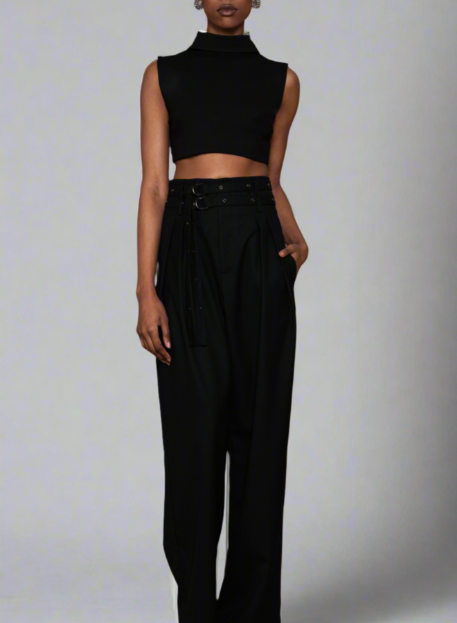 Nonchalant- Ryland Crop- Black