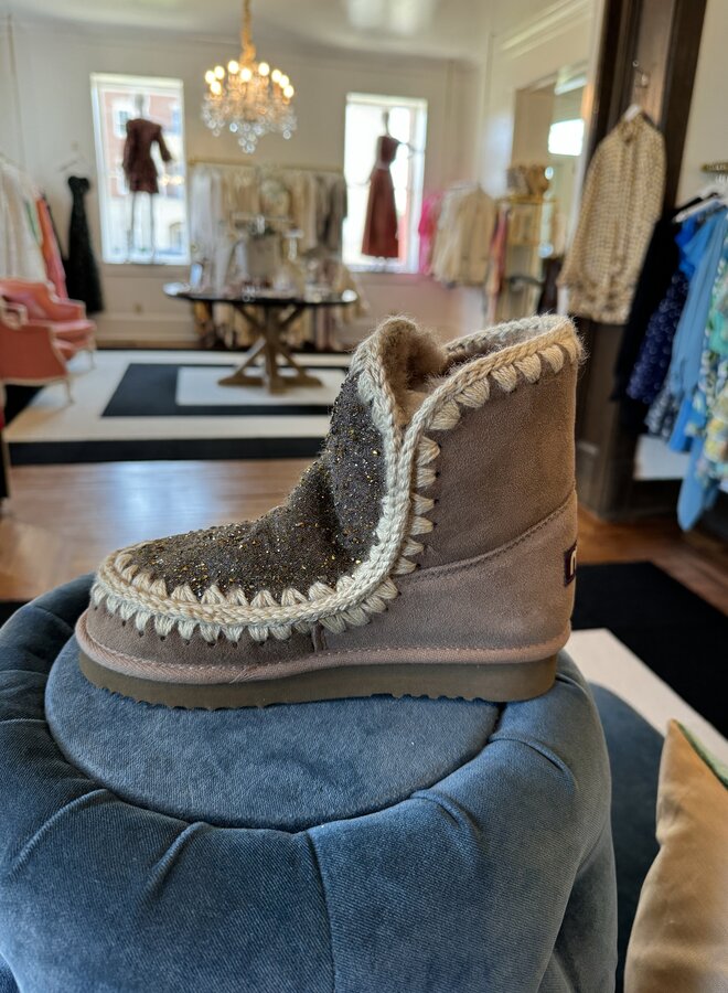 Mou- Eskimo 18 Hotfix- Elephant Grey