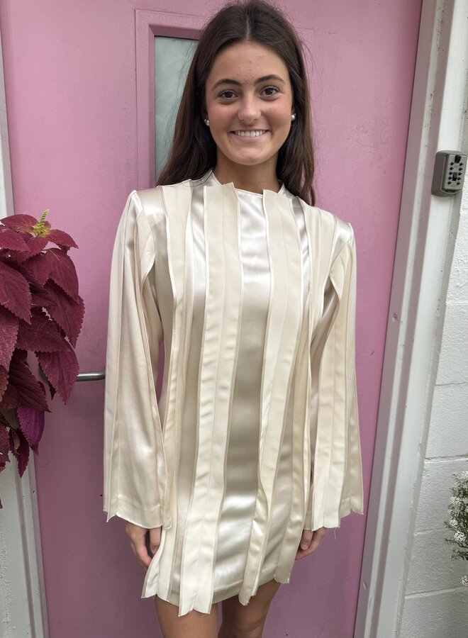 Nonchalant- Enzo Dress- Champagne