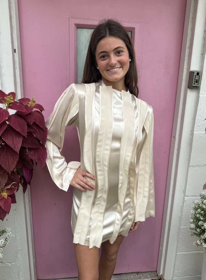 Nonchalant- Enzo Dress- Champagne