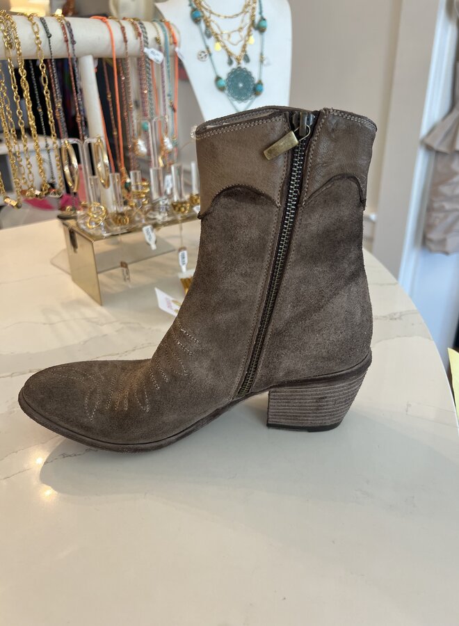 Marco Delli Boots- Star Saddle