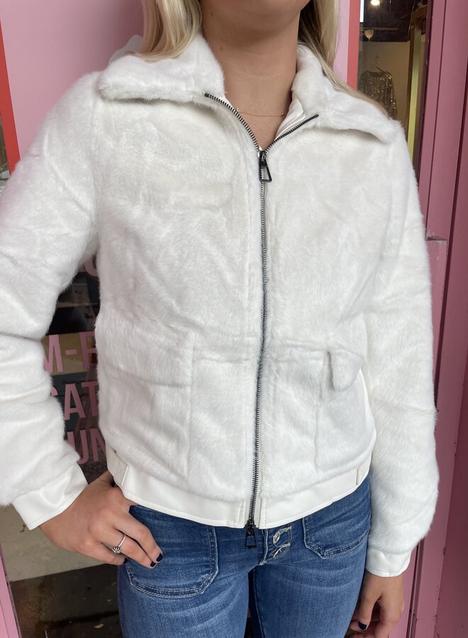Love Token- Gisele Jacket- Ivory