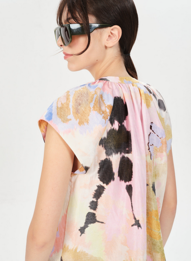 Maria Cher- Pergamino Alec Sleeveless Top- Salmon Blue