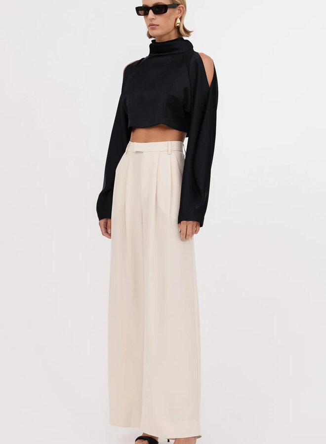 Nonchalant- Melanie Crop- Black