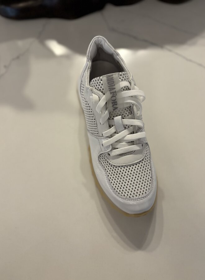 Andia Fora- Ruffle Open- Kite White