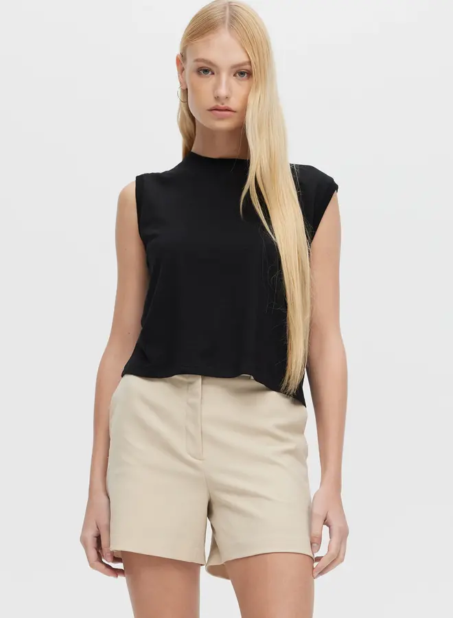 CHRLDR- Maude Sleeveless Muscle Tee- Black
