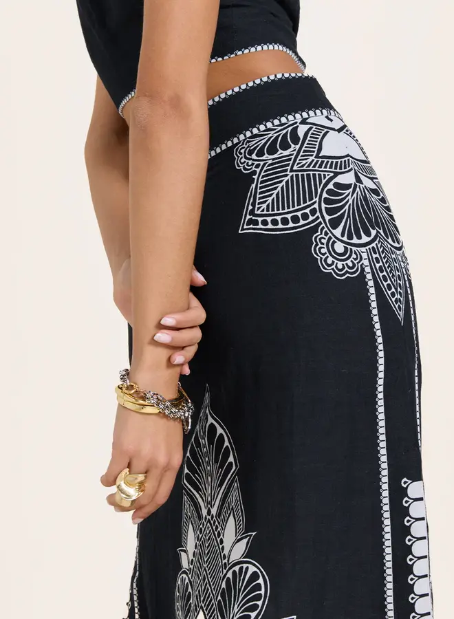 Scarlett Poppies- Sadia Skirt- Vanilla/Onyx Black