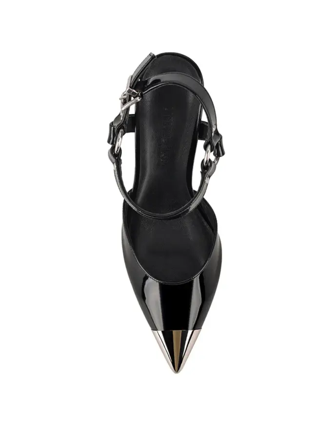 Lana Wilkinson- Dominique/Black