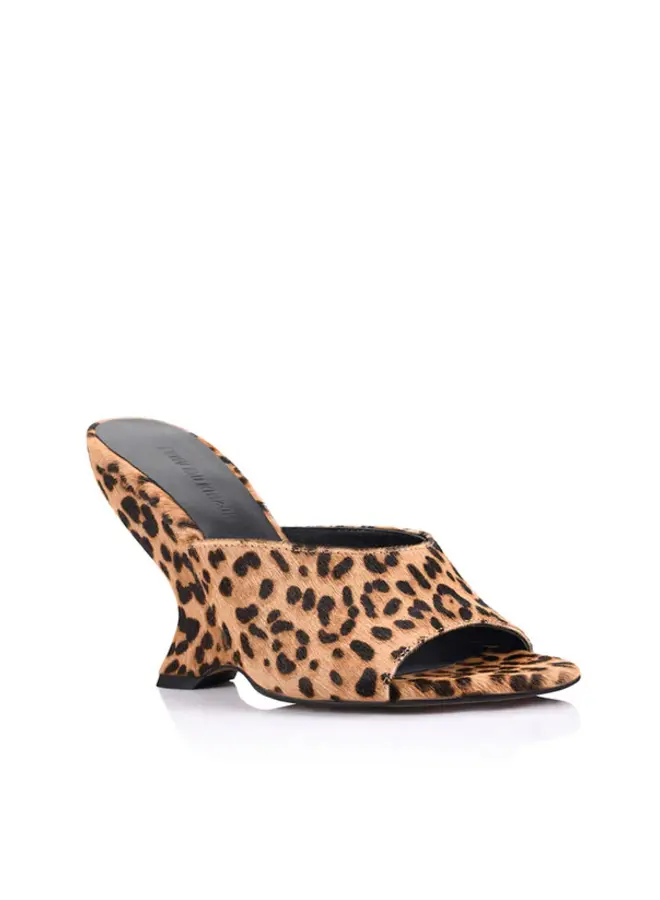 Lana Wilkinson- Martha/Leopard