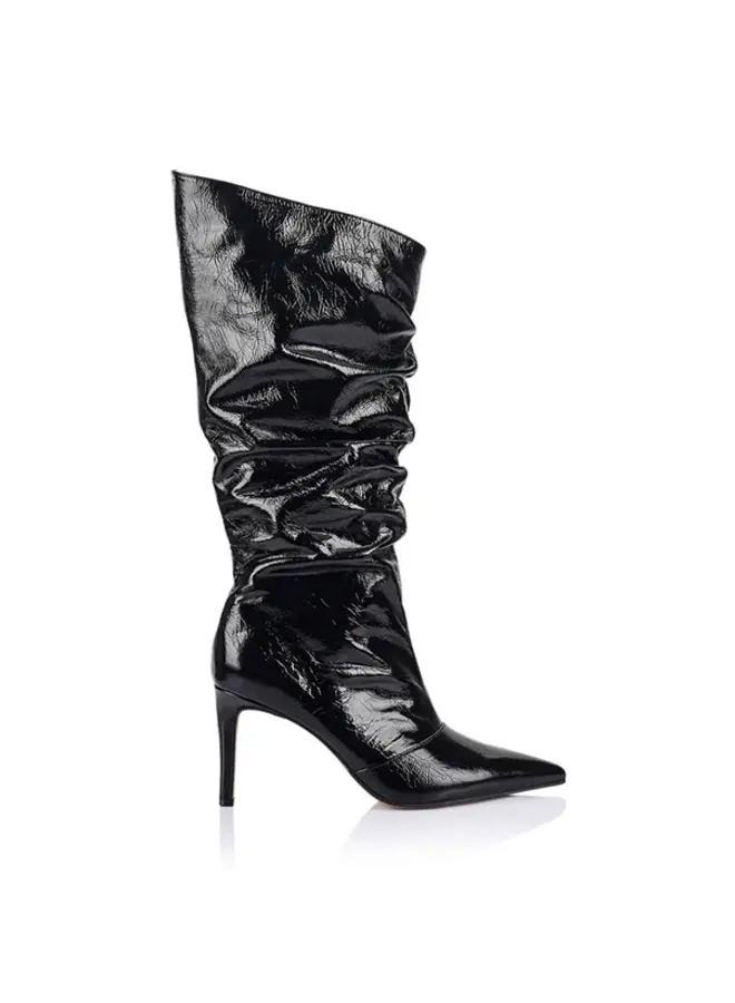 Lana Wilkinson- Riley/Black