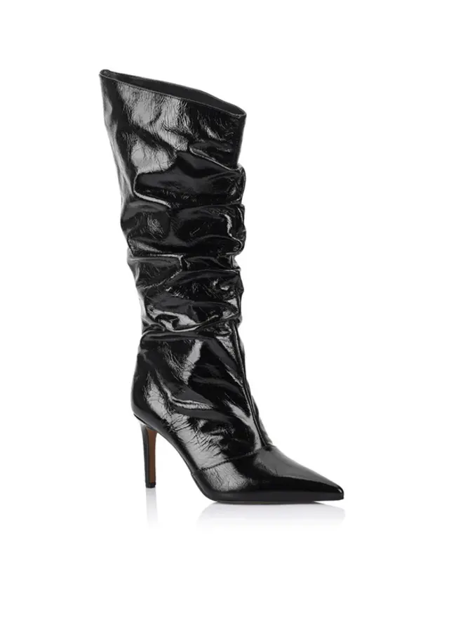 Lana Wilkinson- Riley/Black