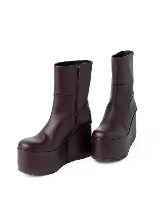 Paloma Barcelo- Barta Track Nappa- Burgundy